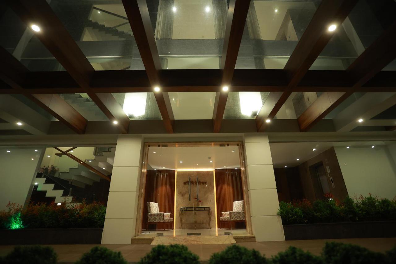 The Gold Hotel Palakkad Luaran gambar